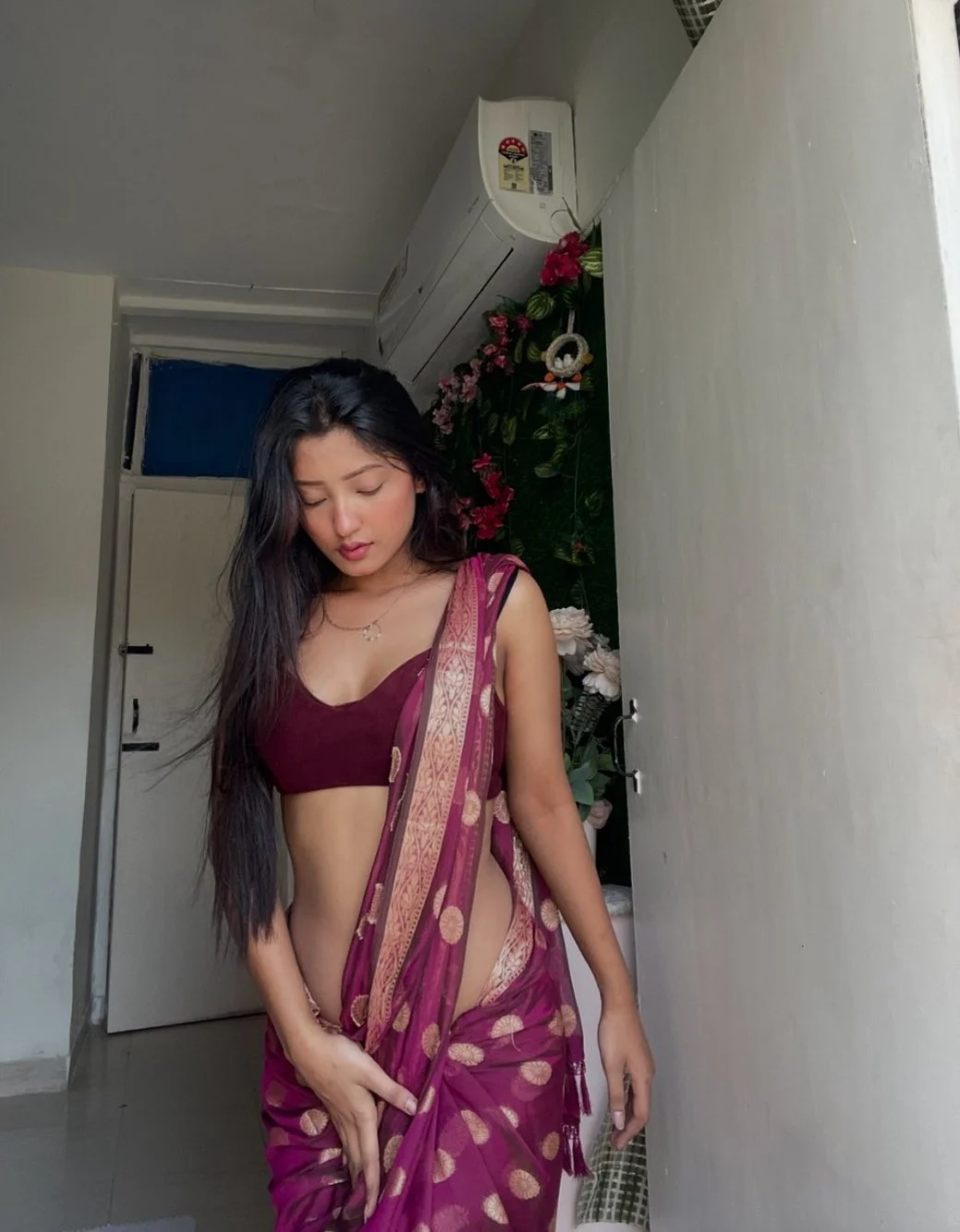 Ashram Road Call Girl Service